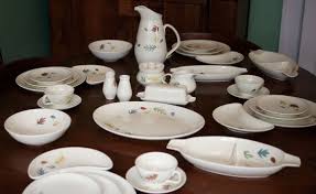 Speckled white stoneware dinnerware set with 13inch serving platter! 73 Pieces Of Franciscan Autumn Leaves Vintage Dish Set Mid Etsy Vintage Dishes Vintage Dishes Sets Mid Century Modern Dishes