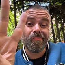 Deb died peacefully this afternoon. She changed my life overnight. She gave  me 3 beautiful children. She was everything to me. I love you more than  words Deb. My heart is broken