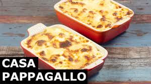 Aggiungere nei cestini il cavolfiore cotto e la besciamella preparata in precedenza. Cavolfiore Gratinato S2 P49 Youtube