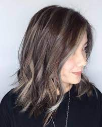 60 Shades Of Grey Silver And White Highlights For Eternal Youth Grey Brown Hair Grey Highlights Blending Gray Hair