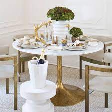 Candles….oh they look lovely in any form or shape and can illuminate your dining tables as centerpieces!candles can either be grouped together and lit up when needed, or you can place single candelabra to add more style to your dining experience. 10 Awesome Modern Dining Table Ideas That You Will Adore Modern Dining Tables Modern Dining Table Dining Table Marble Dining Table Decor