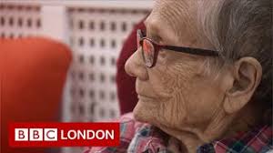 Covid-19: Care homes face staff exodus over vaccinations