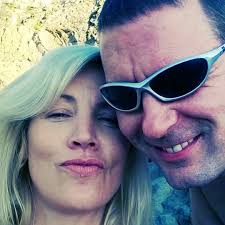 Stream Wayne Irvine music