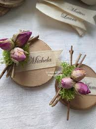 Tanti modelli di segnaposto per matrimonio, in carta di qualità da coordinare a partecipazioni di nozze e menù, per assegnare i posti a tavola ai tuoi invitati. Segnaposto Matrimonio Eleganti Fai Da Te