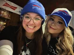 Happy International Women's Day!! 👯‍♀️🙋‍♀️🚺 Shout out to my amazing  staff that is 95% female. Proud to be a woman manager with the most amazing  crew; strong, resilient & always dependable. ❤️