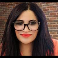 Clara Fermin's Instagram, Twitter & Facebook