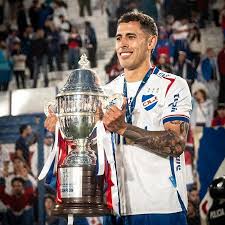 Mercado da Bola: Santos faz oferta para contratar o uruguaio Christian Oliva, do Nacional