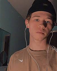 Brandan Thomas (@brandxn2x) · Instagram 照片和视频