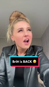 Britt Dekker krijgt kritiek van Dries Roelvink! #brittdekker #driesroe...