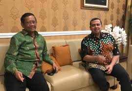 Momen Mahfud Md Bertemu Ustaz Haikal Hassan Okezone Nasional