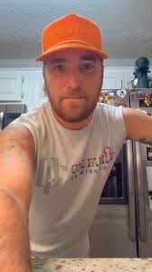 Always great when the new @RED DIRT HAT CO. fits come in🤘🏻🤘🏻