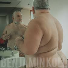 Benjamin Koll on X: Getting ready to enjoy the weekend ☺️🎶🐼 Pic by  @evertarranaga 📸 Check out my links: t.cow2X9vDoxXc Have a great  Saturday! 😘❤️ gaybearartist lgbtartist picsbybears  t.covAPzA4yXAT  X