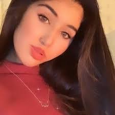 Vanessa Germain's Instagram, Twitter & Facebook