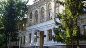 Studenţii universităţii, ghidaţi de profesori au posibilitatea să descopere tainele ştiinţei în cadrul celor 7 centre de cercetare în care activează 20 de laboratoare ştiinţifice, 6. DouÄ UniversitÄÈi Din CapitalÄ Ar Putea Fi Comasate Cu Universitatea De Stat Din Moldova Unica Md