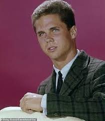Tony Dow's Instagram, Twitter & Facebook