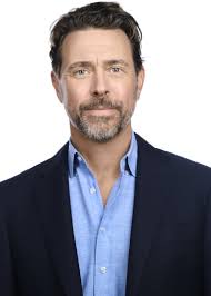 Scott Hemming's Instagram, Twitter & Facebook