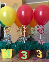 Birthday Decorations For Kids Dinosaur Party For Kids Birthday Decoration Eventofy Magazine Communaute Evenem In 2020 Birthday Decorations Kids Dinosaur Theme Party Dinosaur Party Decorations