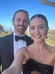 Free non-working hot tub in Turner, holds 4 people