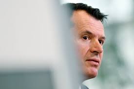 Guy lachappelle tritt das amt des verwaltungsratspräsidenten von raiffeisen schweiz per ende juli ab. Oajra0zjj Xqm