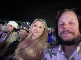 Happy Birthday to the best dad out there! ❤️🎉 From fishing trips to  outdoor adventures, to fun vacations and football games, I'm so grateful  for all the memories we've made and look