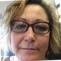 Yvonne Schenk's Instagram, Twitter & Facebook