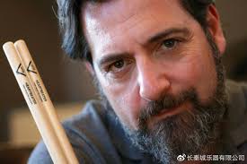 Vater 8A鼓棒、Studio 2鼓棒，鼓刷，轻束棒ㄧ代言艺人John Wicks_广州长城乐器音响有限公司