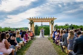 Melissa magee is a meteorologist for 6abc action news. June Farms Wedding On Backyard Envy This Week
