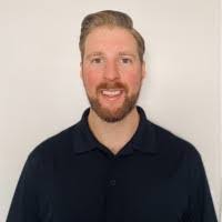 Adam Maes's Instagram, Twitter & Facebook