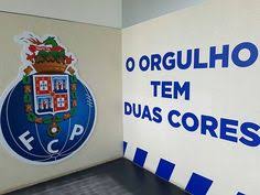 Futebol clube do porto, mhih, om, commonly known as fc porto or simply porto, is a portuguese professional sports club based in porto. Fc Porto