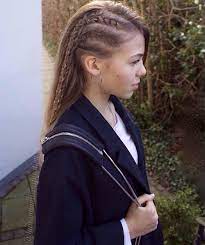 Messy bun & headband // latest hairstyles. 40 Cute And Cool Hairstyles For Teenage Girls