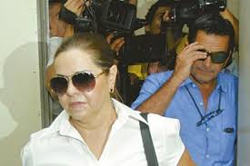 Juez impone fianza de Bs 1 millón a una hija y a un yerno del fallecido  Banzer