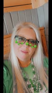 Jennifer Glisson's Instagram, Twitter & Facebook