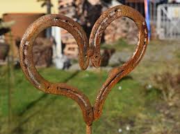 Rost Artig Ch Geschweisstes Aus Rost Und Schrott Rost Artig Ch In Hochdorf Seetal Luzern Schrott Metall Schrott Hufeisen Kunst