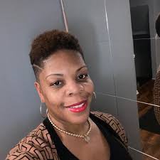 Jeanette Phipps at Coldwell Banker Realty