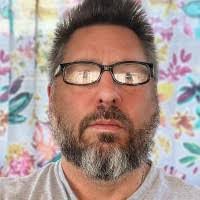 Michael Dux's Instagram, Twitter & Facebook