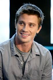 Garrett Hedlund. My bed. Now.