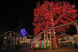 Dollywood Sm Christmas Fest 2021 Dollywood S Smoky Mountain Christmas Nominated For Usa Today 10best Theme Park Holiday Award Business Wire