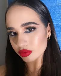 Elvia Yaret Murillo Andalon (@eyma_makeup) • Instagram photos and videos