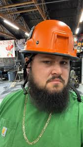 Hard Head Veterans sent me a pretty slick hardhat! Veteran owned and  operated! If you’re looking for something different than usual I’d check  them out! #rickyandtheboss #hardheadveteran ...