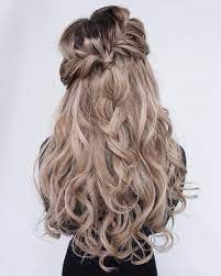 Blond krullend haar krullend haar gekrulde kapsels kan me niet schelen natuurlijke haarstijlen meisjes krullen haar. Hair Accessory Braid Tumblr Hair Hairstyles Long Hair Curly Hair Blonde Hair Wheretoget