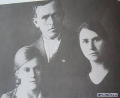 Повешена фашистами 29 ноября 1941 года у деревни. Vera Voloshina Neizvestnyj Podvig Devushki S Veslom Yakutiamedia