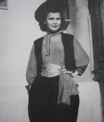 Τζένη καρέζη, κώστας κακαβάς, αλίκη βουγιουκλάκη San Shmera To 1992 Ekleisan Gia Panta Ta Wraiotera Matia Toy Ellhnikoy Sinema Efyge Apo Th Zwh H Tzenh Karezh Eidhseis Kai Nea Apo Thn Ellada Kai Ton Kosmo