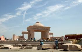 Bahujan'lar için sosyal değişim platformuna odaklanan bahujan samaj partisi'nin (bsp) ulusal başkanıdır, daha çok other backward castes. Lucknow S Megalomanic Mahout Resources Research
