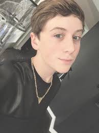 Search, discover and share your favorite nevel papperman gifs. Ricky Dillon On Twitter Remember That Annoying Kid From Icarly Nevel Papperman This Is Him Now Feel Old Yet Http T Co O3h85brfvn