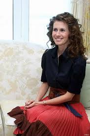 Born and raised in london to syrian parents, she is married to the 19th and current presiden. Asma Al Assad Leila Ben Ali Recherche Google First Lady