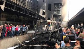 أعلنت الشرطة الدنماركية عن سقوط عدد من الضحايا جراء حادث قطار وقع اليوم الأربعاء عند جسر يصل بين جزيرتين كبيرتين في البلاد. Ø§Ù„ÙƒØ´Ù Ø¹Ù† ØªÙØ§ØµÙŠÙ„ Ø¬Ø¯ÙŠØ¯Ø© Ø­ÙˆÙ„ Ø­Ø§Ø¯Ø« Ù‚Ø·Ø§Ø± Ù…Ø­Ø·Ø© Ù…ØµØ± Ù‚Ù†Ø§Ø© Ø§Ù„Ø¹Ø§Ù„Ù… Ø§Ù„Ø§Ø®Ø¨Ø§Ø±ÙŠØ©