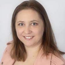 Courtney Epps's Instagram, Twitter & Facebook