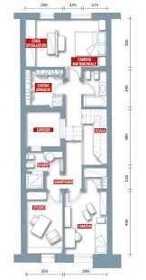 Una Casa Rinnovata Nel Look Con Luce Moltiplicata Cose Di Casa Planimetrie Di Case Planimetria Casa Case