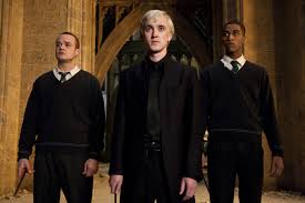 Crabbe and goyle are depicted as being stupid and thuggish, essentially acting as nothing more than draco's bodyguards/servants whilst at hogwarts. Image Result For Crabbe And Goyle Draco Malfoy Harry Potter Actors Draco
