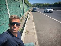 Dzsudzsák balázs miatt dugult be a lánchíd. Index Mindekozben Sebestyen Balazs Az Autopalyan Dzsudzsakozott